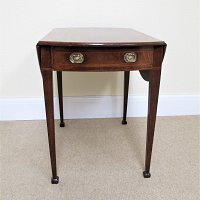 GEORGIAN PEMBROKE TABLE